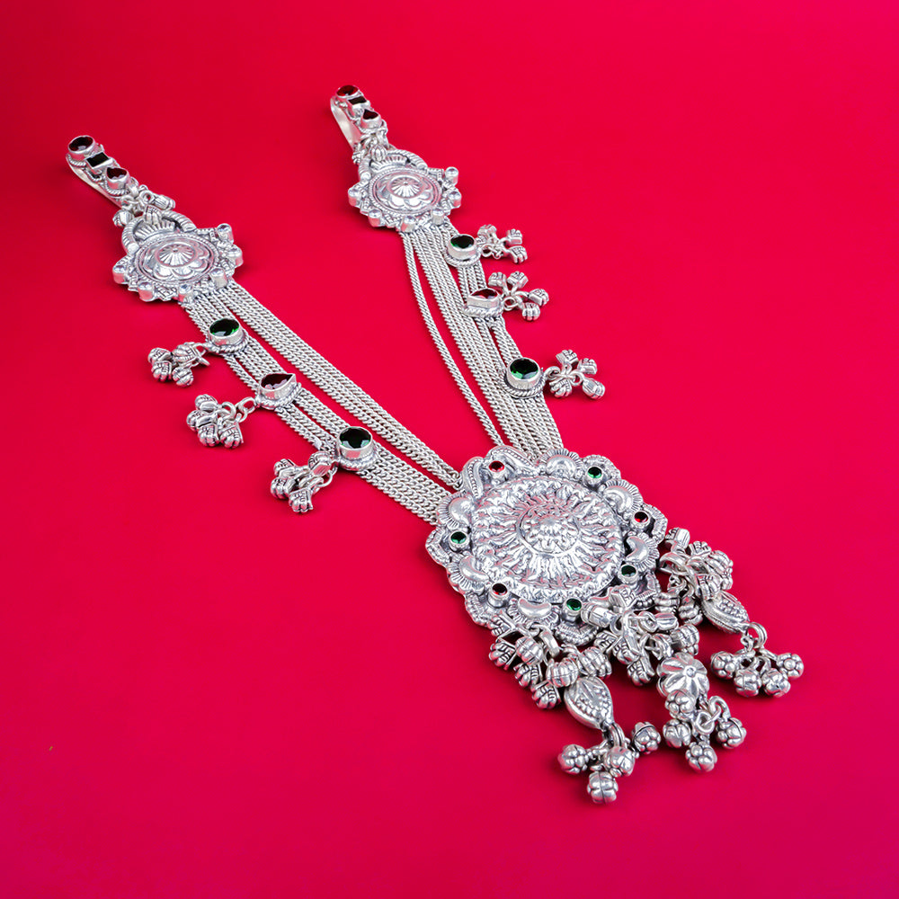 Single Heavy Jooda With Beautifull Broch